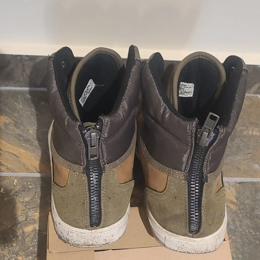 Men's Umionzbsy size 10.5 mini boots & zip line - Picture 3 of 8
